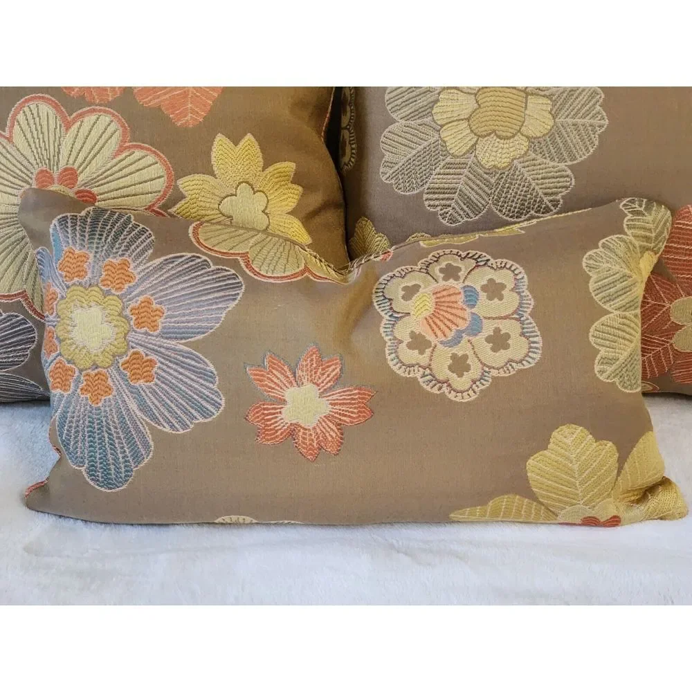 TRIO Kalin EMBROIDERED FLORAL Zippered Throw Pillow Cover 2/20x20 & 10x18 Lumbar
